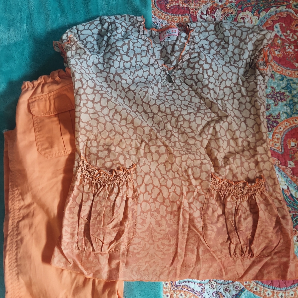 COPY - Orange and tan giraffe print koi scrub set. Medium size top, Small pants